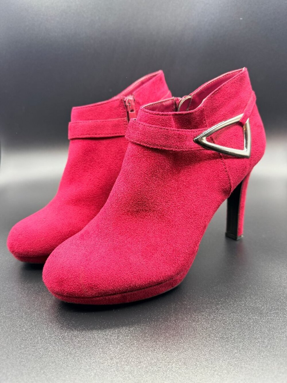 IMPO TOOTIE Vibrant Red Suede Boots with Stiletto Heel Ankle Boot Size 8.5 M